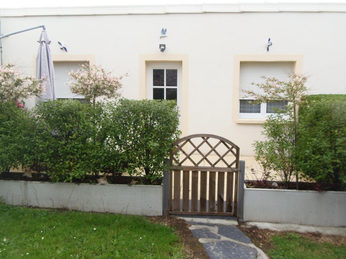 Petite Maison De Vacance Grandcamp-Maisy Exteriér fotografie